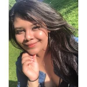 Meet your Posher, Alejandra